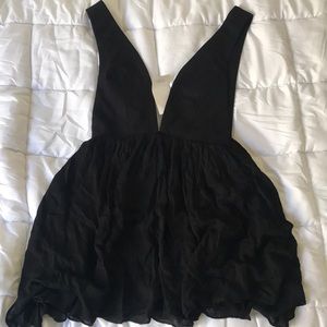 Deep V neck ruffle dress